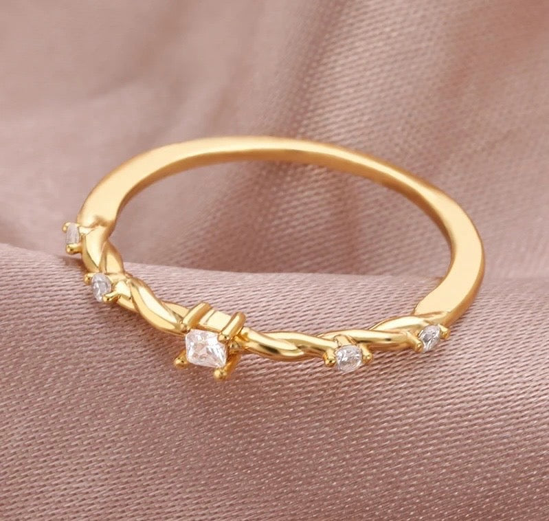Twisted Ring