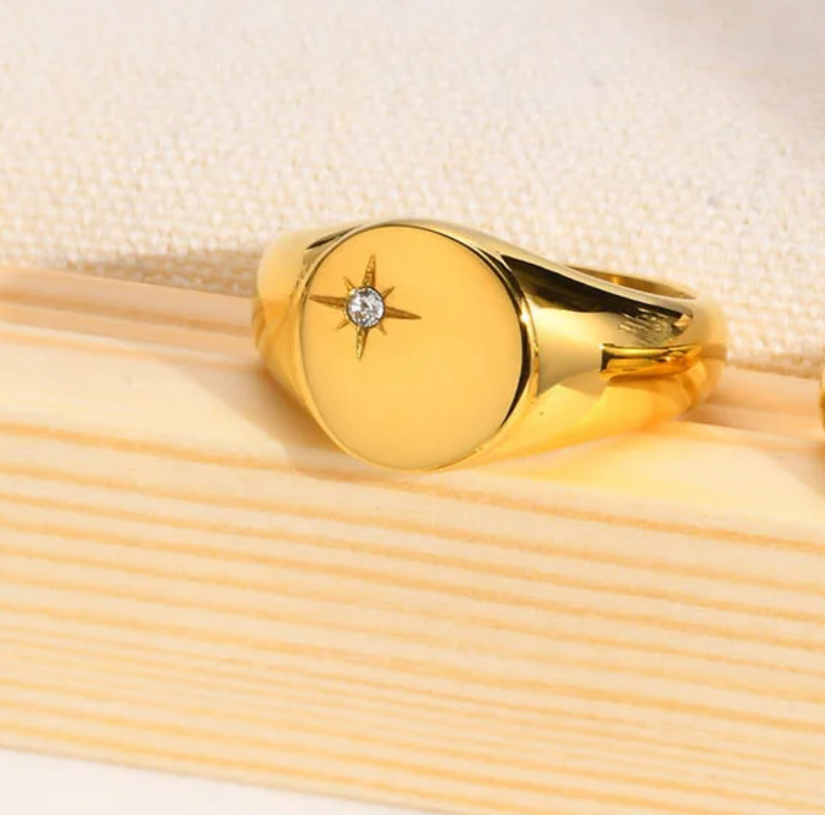 Lucky star ring