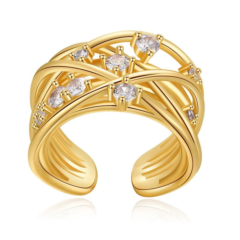Layered zircons ring