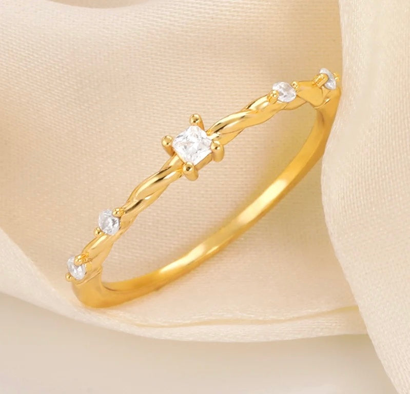 Twisted Ring