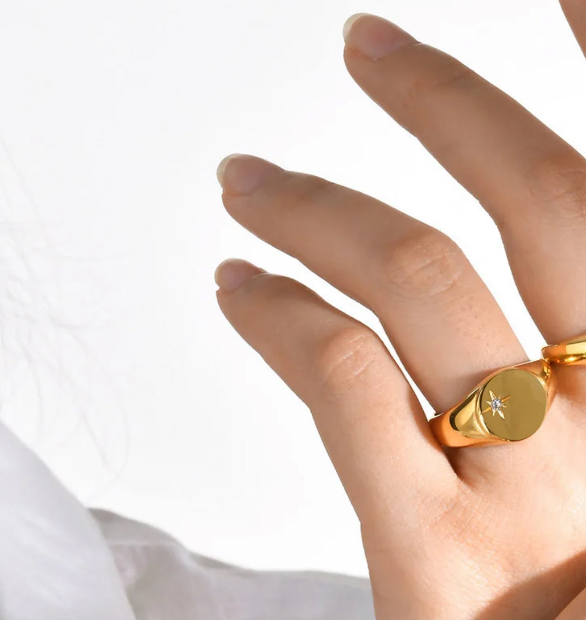 Lucky star ring