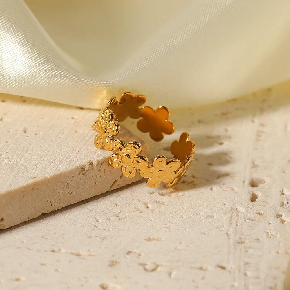 Gold Flower Ring