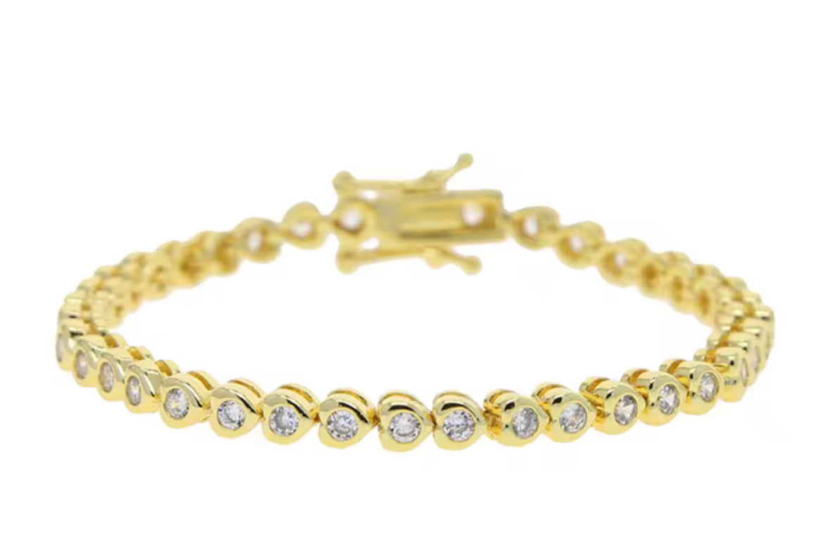 Shapes tennis bracelet ￼